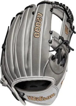 11.75 Inch Wilson A2000 Women's Fastpitch Softball Glove WBW1004371175